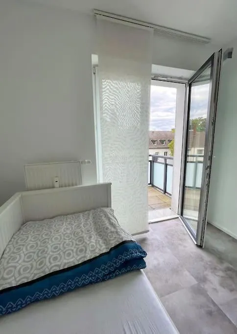Herzhafte Wohnung Mitten In Koeln Colonia