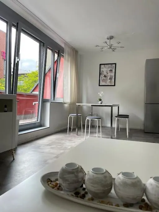 Apartamento Herzhafte Wohnung Mitten In Koeln