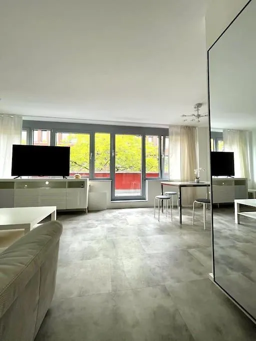 Herzhafte Wohnung Mitten In Koeln Alemania
