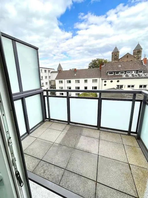 Herzhafte Wohnung Mitten In Koeln 0*, Colonia Alemania